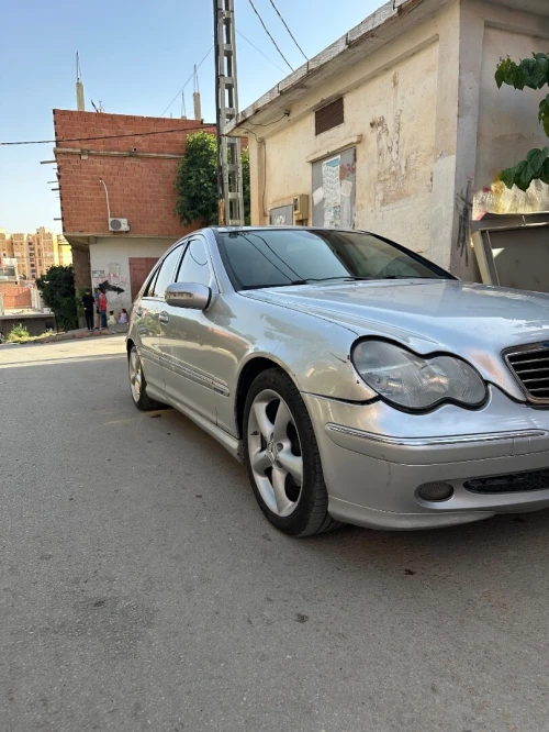 Mercedes Classe C 2004 C320