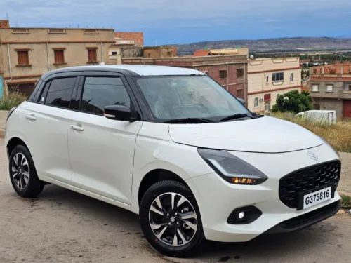 Suzuki Swift 2026 GLX Monte Carlo