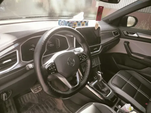 Volkswagen T-Roc 2025 R-Line 