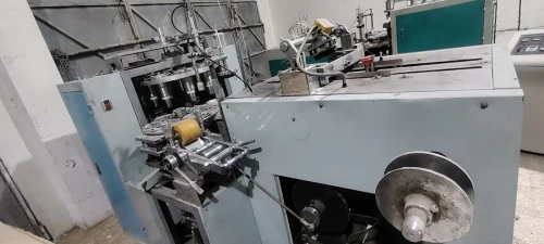Barika machine serviette gobelet papy génique