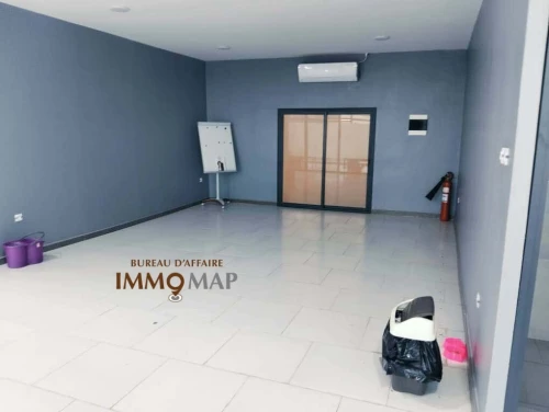 Location Local Oran Es senia