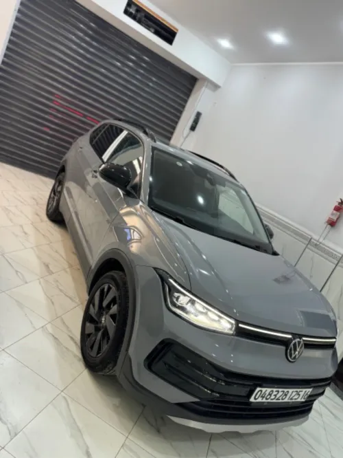 Volkswagen Tahru 2025 