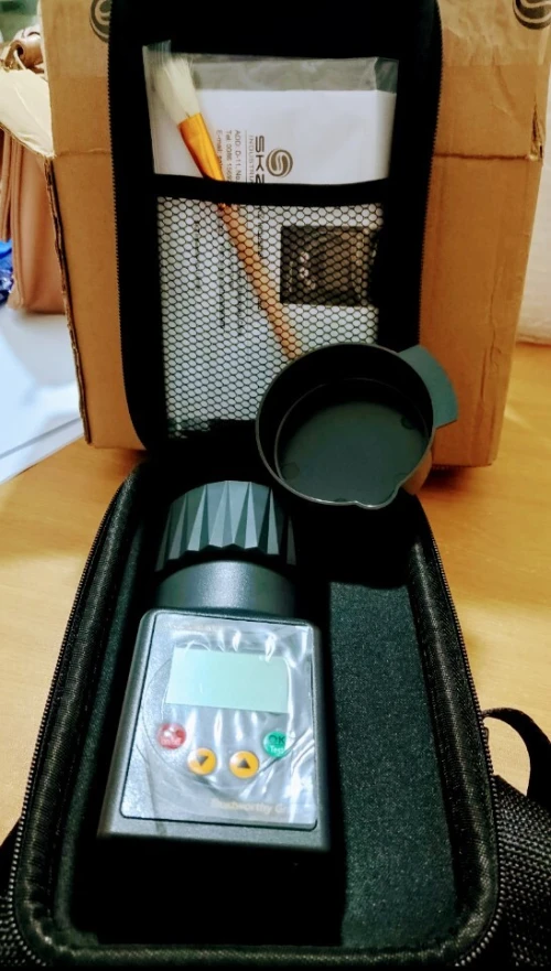 Appareil de mesure d'humidité pour  céréales