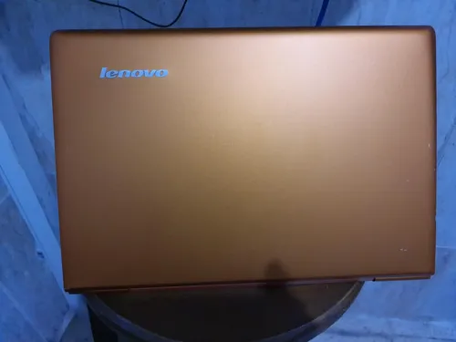 Lenovo IdeaPad U330p/13,3"/i5-4210U/8GB RAM/256GB SSD