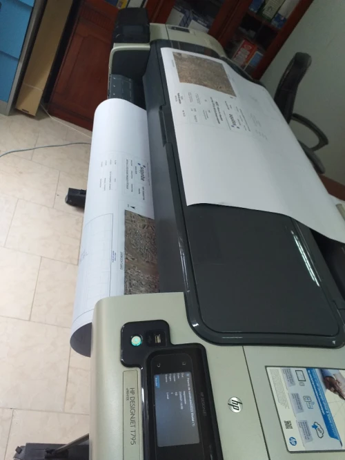 TRACEUR HP T795 A0 44" + système d'encre rechargeable 