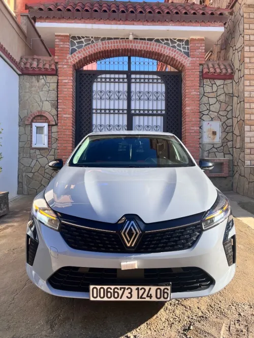 Renault Clio 5  2024 Evolution