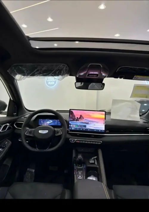 Geely Coolray 2026 Majmol