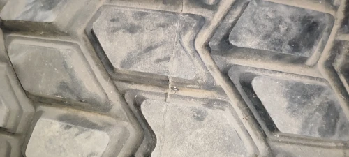 pneus MICHELIN 16.00 R20