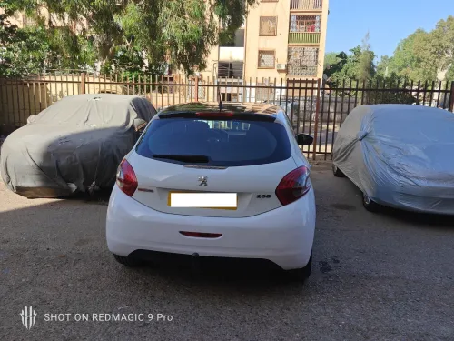 Peugeot 208 2014 Allure