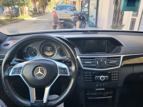Mercedes Classe E 2013 AVANTGARDE Pack AMG