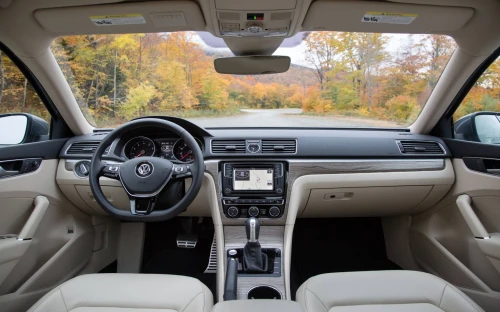 Location VW passat et van et min van pour délégation et entreprise vip