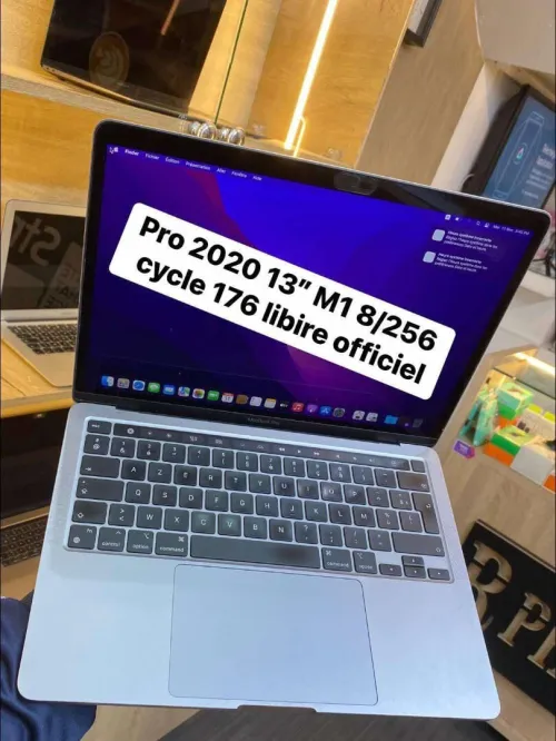 Macbook pro 2020 m1 8 256g cicle 180 libire officiel