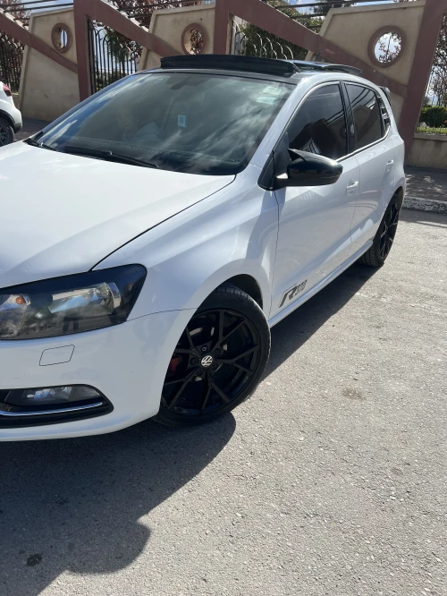 Volkswagen Polo 2015 Carat