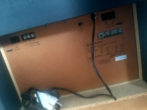 Hitachi T21 home systeme 