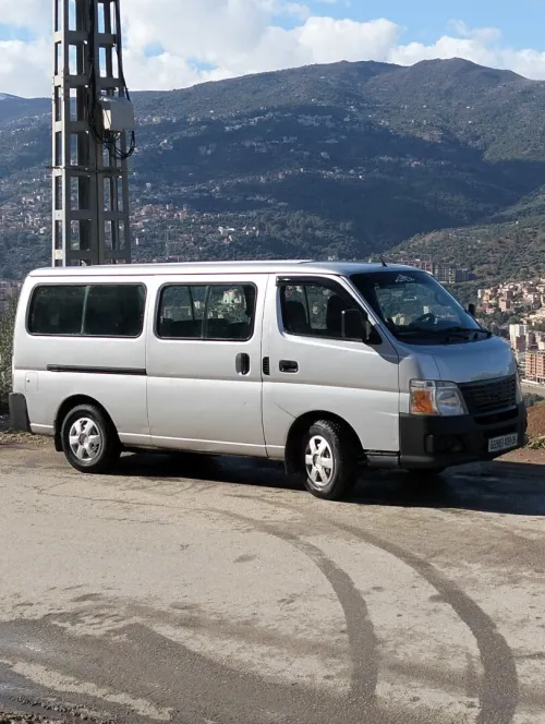 Nissan Urvan 2009