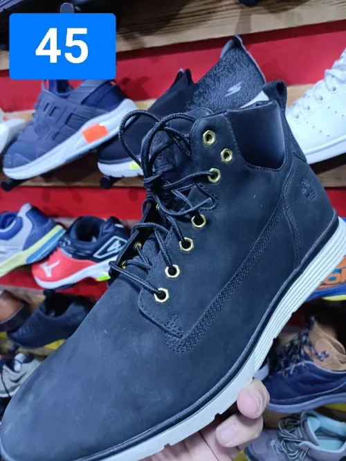 Lot de chaussures