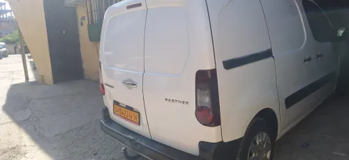 Peugeot Partner 2014 b9