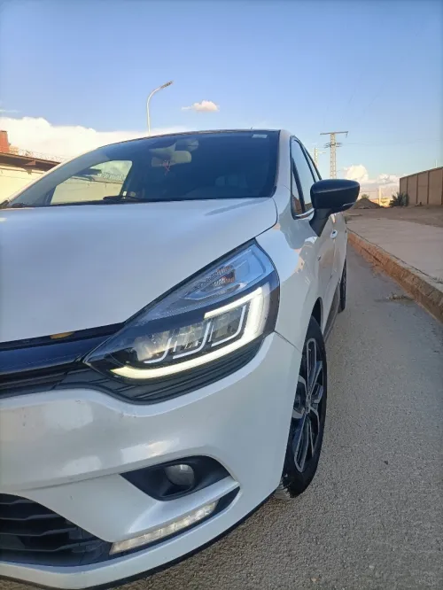 Renault Clio 4 2019 Limited 2