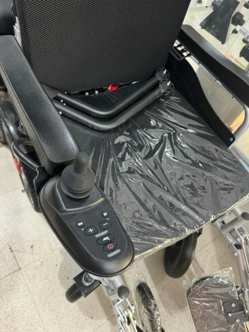 Fauteuil roulant électrique pliable rabattable en aluminium 