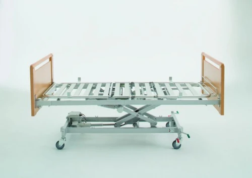 Lit médicalisé électrique en bois hêtre invacar SB 755