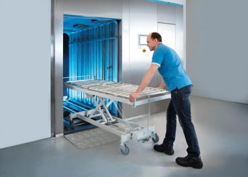 Lit médicalisé électrique en bois hêtre invacar SB 755