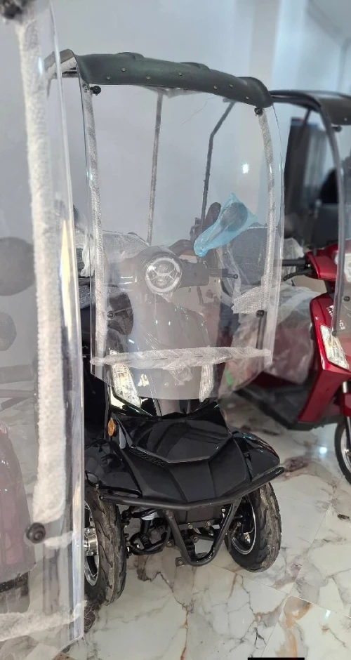 Scooter Moto tricycle électrique 3 roues 4 roues