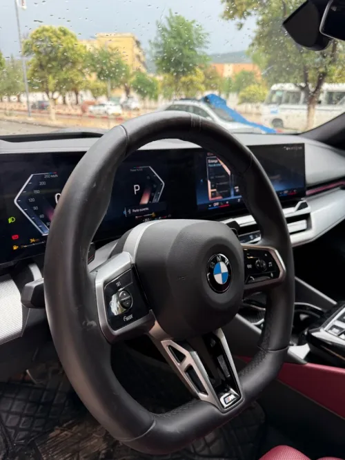 BMW Série 5 2025 Pak m xdrive