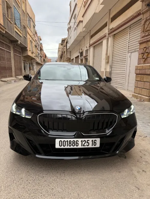 BMW Série 5 2025 Pak m xdrive invidualle