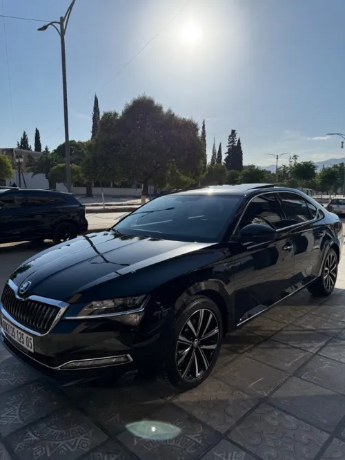 Skoda Superbe 2025 Luxury