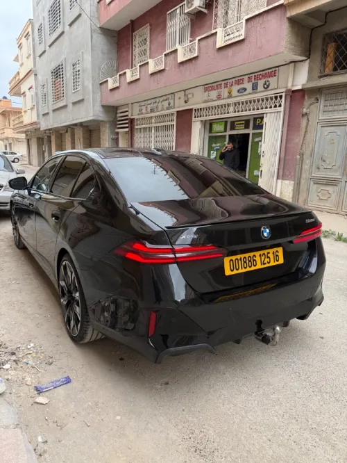 BMW Série 5 2025 Pak m xdrive invidualle