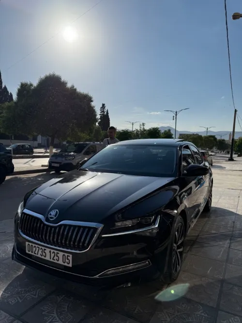 Skoda Superbe 2025 Luxury