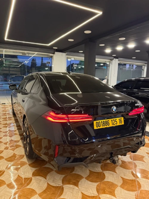 BMW Série 5 2025 520d xdrive invidualle