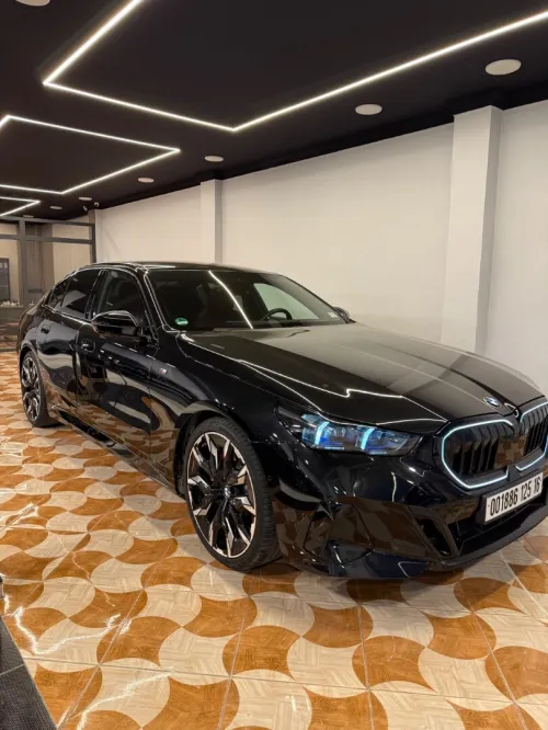 BMW Série 5 2024 Pak m xdrive invidualle