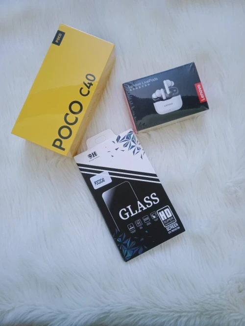 Poco C40