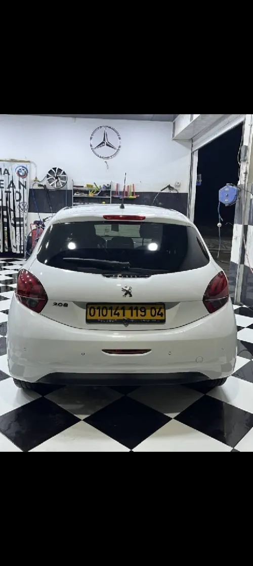Peugeot 208 2019 Allure Facelift