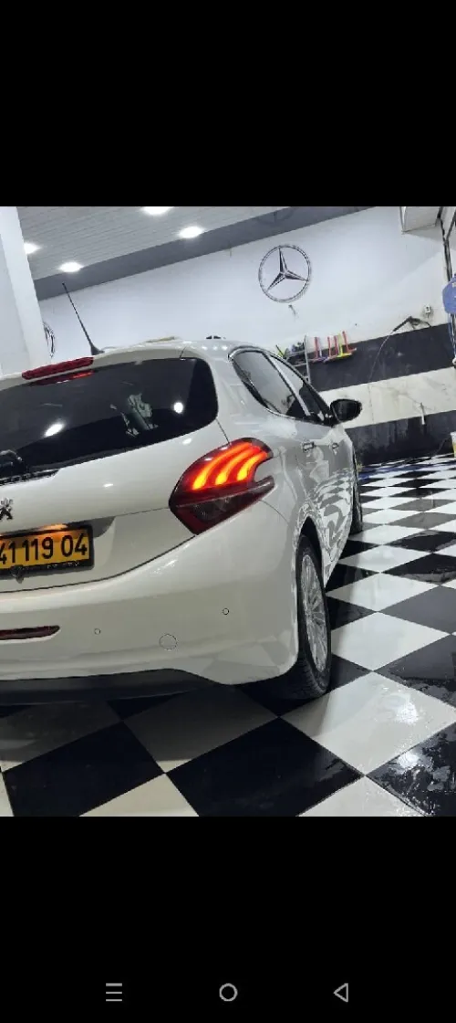 Peugeot 208 2019 Allure Facelift