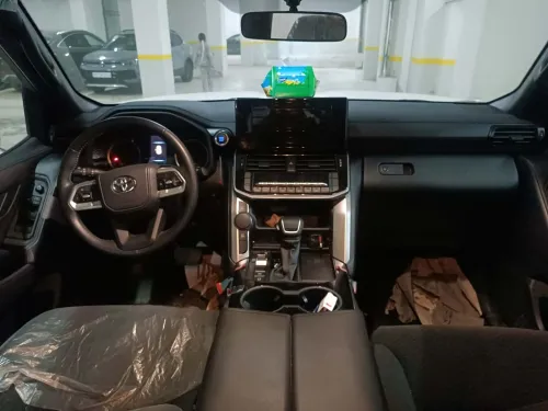 Toyota Land Cruiser  2024 First Edition