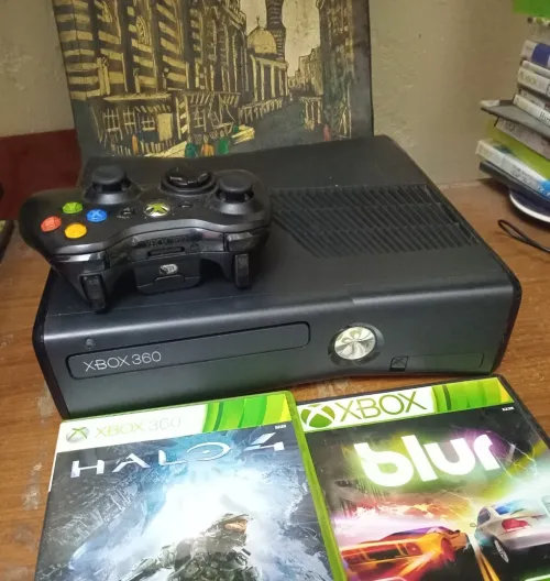 XBOX 360 SLIM