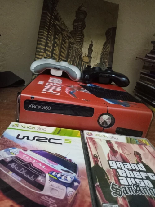 XBOX 360 SLIM