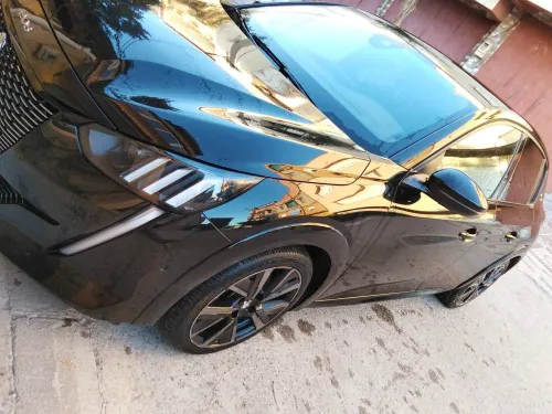 Peugeot 208 2023 GT