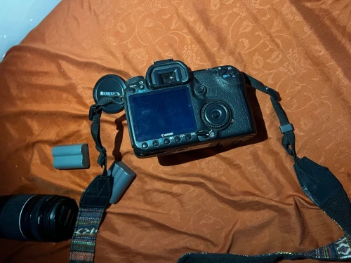 Canon EOS 50D  Kit Complet