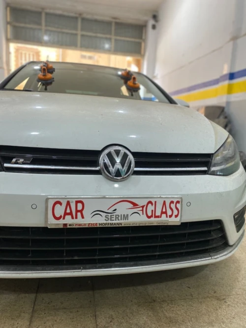بيع و تركيب زجاج السيارات Vente et Montage Pare Brise Lunette arrière vitre vitrage auto