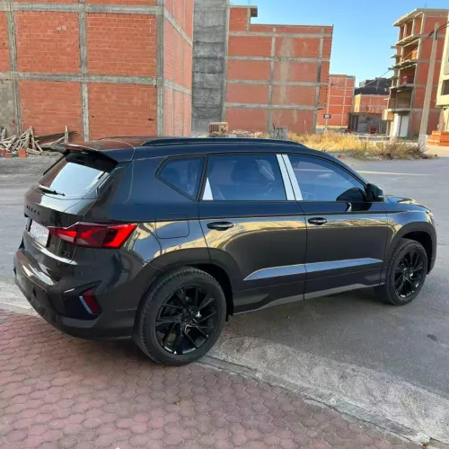 Volkswagen Jetta VS5 2025 Black Black