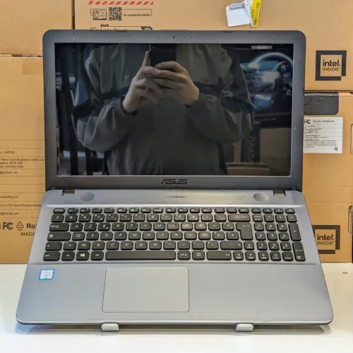 Asus Notebook X541U i3-6006U (6th gen) 4GB RAM DDR4 256GB SSD 15.6"