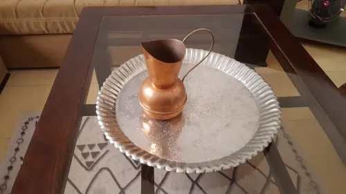 آنية نحاسية (إبريق مع صينية)
