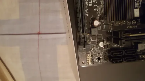 Gigabyte h110m-s2v(DDR4) +Intel I3 6100 + 8GB DDR4 2133MHZ RAM