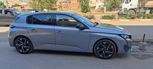 Peugeot 308 2022 