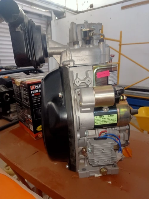Moteur diesel KIPOR arbre conique démarrage électrique 186FA