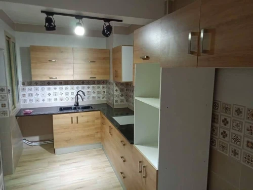 Atelier fabrication cuisine équipée sur mesure placards dressinge 