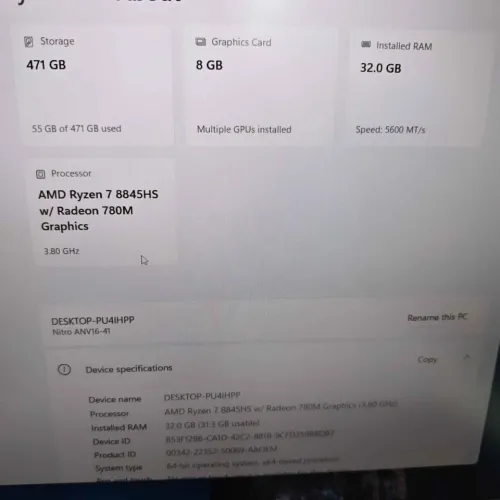 ACER NITRO V16 / 14th AMD RYZEN 7 8845hs / 32GO DDR5 / 512GB SSD / RTX NVIDIA 4060 8go / 16 FHD+ 165Hz